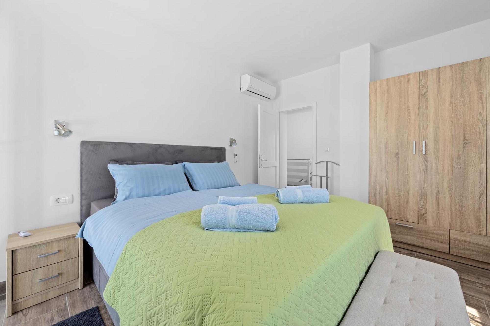 Villa Sunny Olive Перой Экстерьер фото