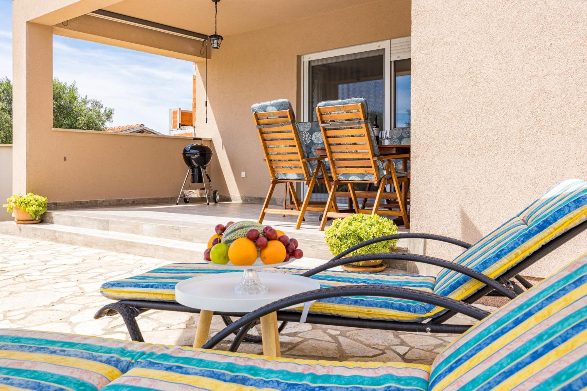 Villa Sunny Olive Перой Экстерьер фото